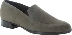 Munro Harrison -Best Shoe Store munro womens harrison greige suede m210776 22096.1540591370